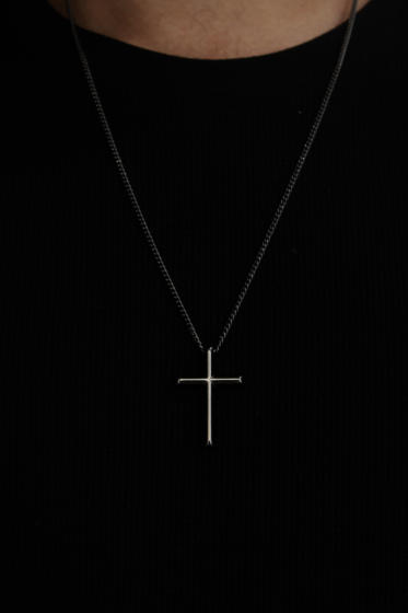 Collar Cruz Grafito