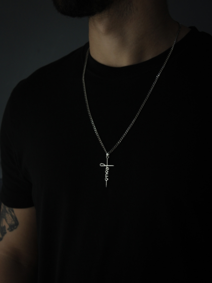 Collar Jes&uacute;s Plateado