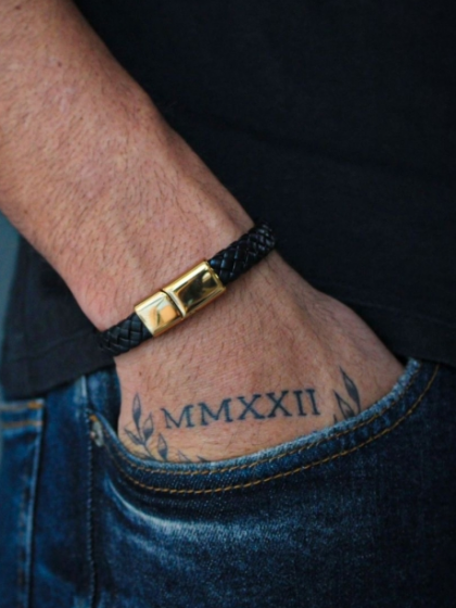 Pulsera Trenzada con Cierre Magn&eacute;tico Dorado