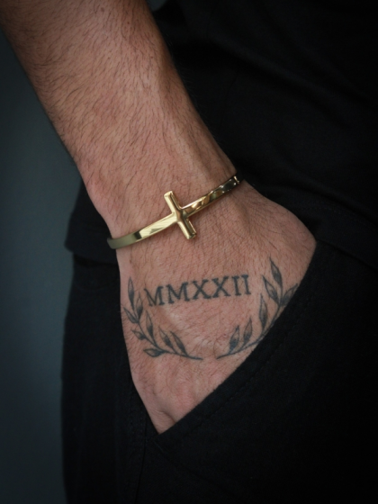 Brazalete Cruz Dorado