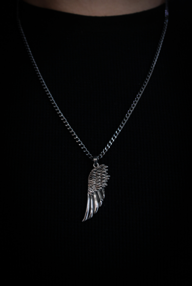 Collar Ala Grafito