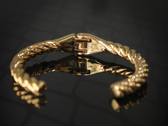 Brazalete Viking Dorado