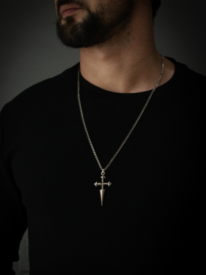 Collar Cruz de Santiago Plateado