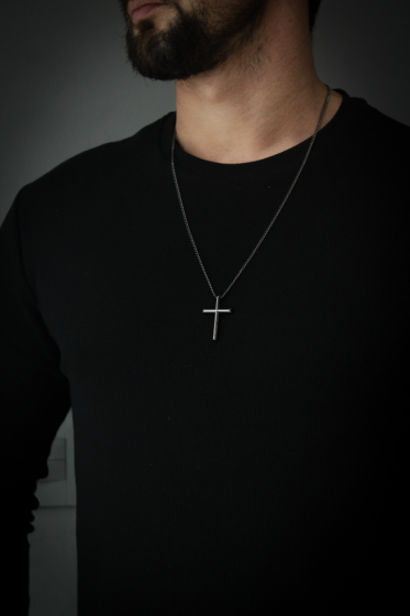 Collar Cruz Grafito