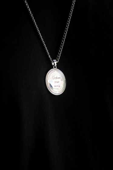 Collar Rosa de los Vientos Plateado