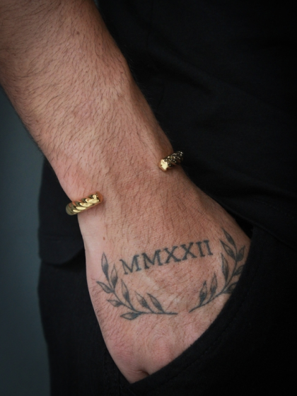 Brazalete Viking Dorado