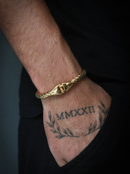 Brazalete Viking Dorado