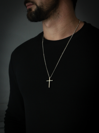 Collar Cruz Plateado