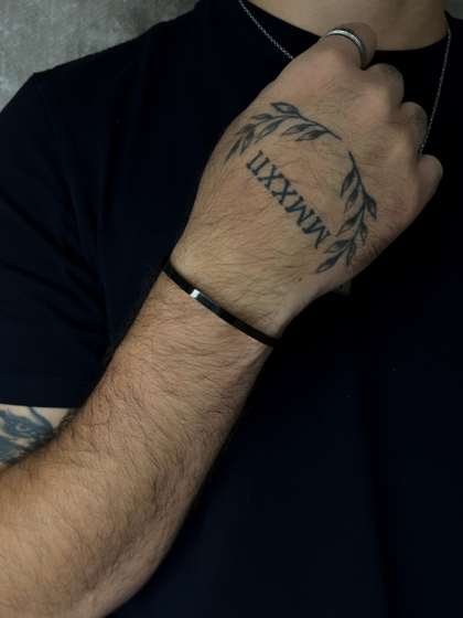 Brazalete Minimalista Negro