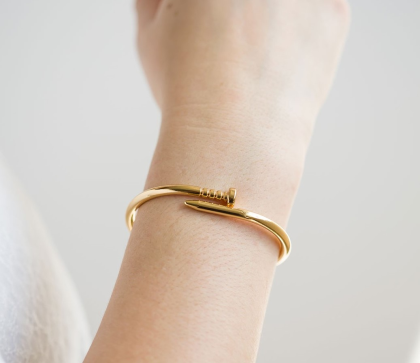 Brazalete Clavo
