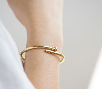 Brazalete Clavo