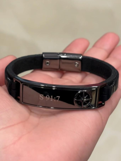Pulsera de Cuero Rosa de los Vientos Grafito